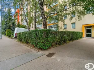 Prodej bytu 3+kk, Praha, Tupolevova, 65 m2