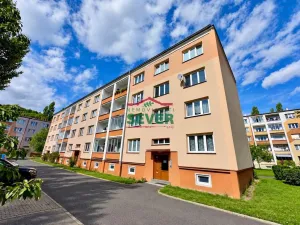 Prodej bytu 3+1, Kadaň, Budovatelů, 75 m2