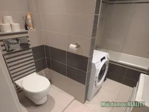 Pronájem bytu 2+kk, Praha - Vršovice, 57 m2