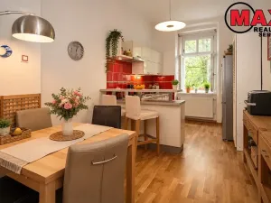 Prodej bytu 2+1, Praha - Smíchov, U Santošky, 70 m2