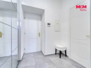 Prodej bytu 1+kk, Praha - Vinohrady, Římská, 35 m2