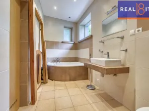 Prodej rodinného domu, Roztoky, Šebkova, 150 m2
