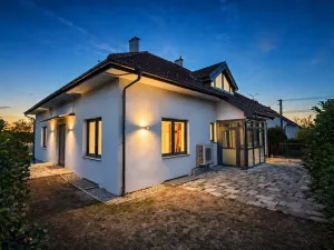 Prodej vily, Pohořelice - Nová Ves, 408 m2