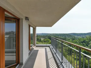 Prodej bytu 4+kk, Praha - Hrdlořezy, V třešňovce, 134 m2