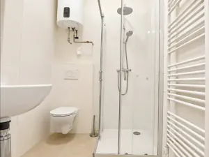 Pronájem bytu 2+kk, Praha - Vršovice, Slovinská, 45 m2