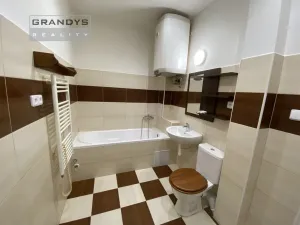 Pronájem bytu 2+kk, Praha, Ladova, 50 m2