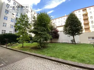Pronájem bytu 2+kk, Praha, Ladova, 50 m2