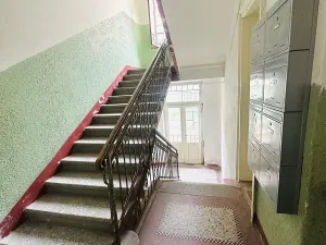 Prodej bytu 2+1, Karlovy Vary, Jaltská, 51 m2