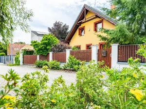 Prodej rodinného domu, Květnice, Sosnová, 170 m2