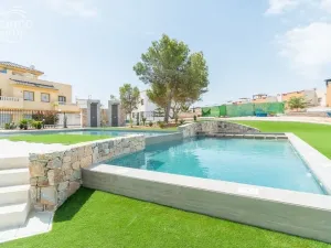 Prodej rodinného domu, Torrevieja, Alicante, Španělsko, 74 m2