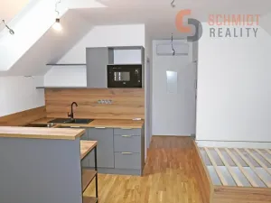 Prodej vícegeneračního domu, Valtice, P. Bezruče, 120 m2