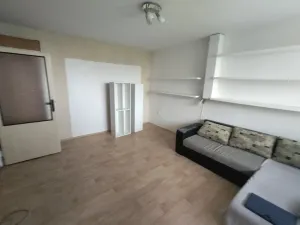 Prodej bytu 1+kk, Pardubice - Polabiny, kpt. Bartoše, 36 m2