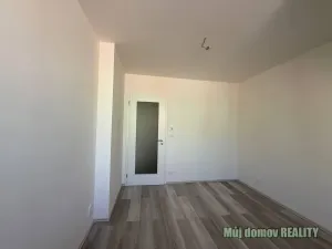 Pronájem bytu 1+1, Praha - Libeň, Vacínova, 31 m2