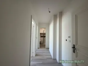 Pronájem bytu 1+1, Praha - Libeň, Vacínova, 31 m2