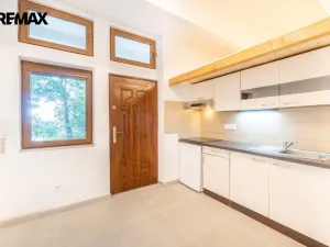 Prodej obchodního prostoru, Praha - Smíchov, Mošnova, 19 m2