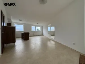 Pronájem bytu 2+kk, Olomouc - Řepčín, gen. Píky, 65 m2