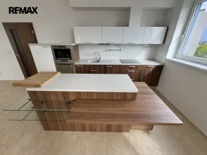 Pronájem bytu 2+kk, Olomouc - Řepčín, gen. Píky, 65 m2