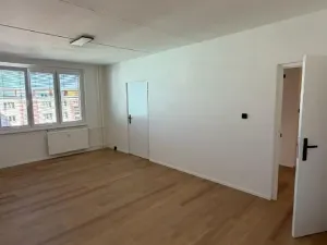 Prodej bytu 4+kk, Kadaň, Chomutovská, 74 m2