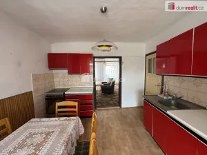 Prodej komerční nemovitosti, Velešín, náměstí J. V. Kamarýta, 505 m2