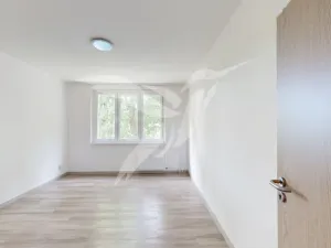 Pronájem bytu 4+1, Cheb, Americká, 86 m2