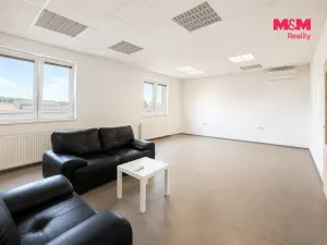 Pronájem kanceláře, Rybitví, 35 m2