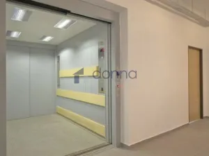 Pronájem skladu, Praha, Ve žlíbku, 77 m2