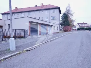 Pronájem garáže, Plzeň, Sporná, 232 m2