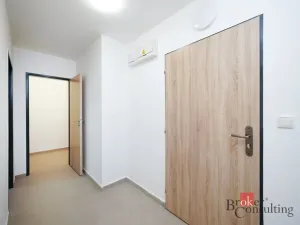 Pronájem bytu 2+kk, Mlékojedy, 52 m2