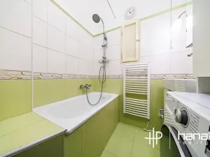 Prodej bytu 2+kk, Praha - Podolí, Pod Pekařkou, 42 m2