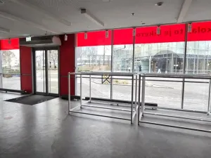 Pronájem obchodního prostoru, Praha - Holešovice, Jankovcova, 239 m2