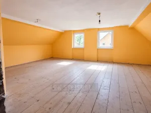 Prodej vícegeneračního domu, Moldava, 410 m2