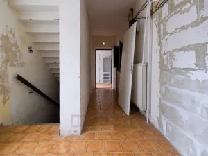 Prodej vícegeneračního domu, Moldava, 410 m2