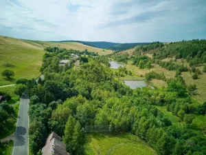 Prodej vícegeneračního domu, Moldava, 410 m2