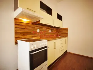 Pronájem bytu 1+kk, Liberec, Šlikova, 24 m2