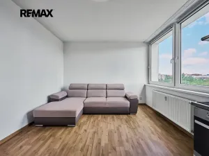 Prodej bytu 2+kk, Praha - Hostivař, Hornoměcholupská, 45 m2