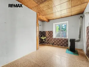 Prodej komerčního pozemku, Týnec nad Labem, Bambousek, 7711 m2
