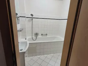 Pronájem bytu 2+1, Praha - Holešovice, V háji, 51 m2