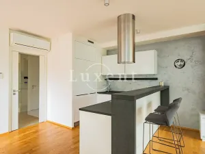 Prodej bytu 3+kk, Praha - Hlubočepy, Výhledová, 74 m2