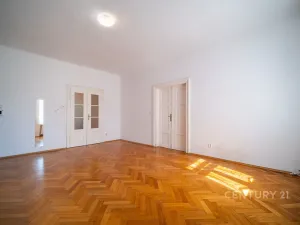 Prodej rodinného domu, České Budějovice - České Budějovice 3, Pražská tř., 200 m2