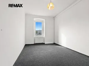 Pronájem bytu 1+1, Plzeň, Skvrňanská, 50 m2