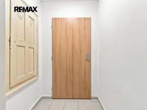 Pronájem bytu 1+1, Plzeň, Skvrňanská, 50 m2