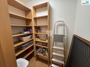Pronájem bytu 2+kk, Praha - Záběhlice, Podle náhonu, 65 m2