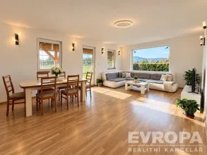 Prodej rodinného domu, Vrchlabí, Lesní, 182 m2