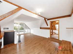 Prodej obchodního prostoru, Hostivice, Čsl. armády, 1000 m2