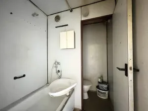 Prodej bytu 1+1, Ústí nad Labem - Severní Terasa, Kmochova, 33 m2