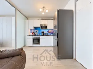 Prodej bytu 1+kk, Praha - Letňany, Škrábkových, 42 m2