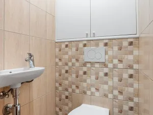 Pronájem bytu 2+kk, Praha - Vysočany, Spojovací, 47 m2