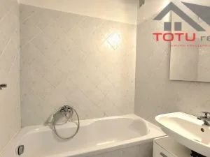 Prodej bytu 3+1, Jaroměř, Máchova, 70 m2