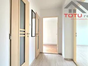 Prodej bytu 3+1, Jaroměř, Máchova, 70 m2