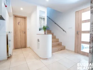 Prodej rodinného domu, Lučany nad Nisou, 235 m2